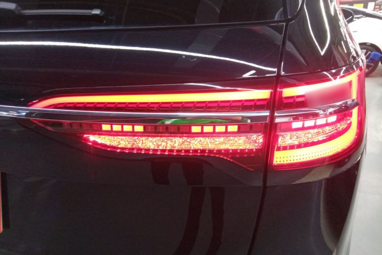 Used Volkswagen Viloran 2023 Facelift 330TSI Luxury Edition
