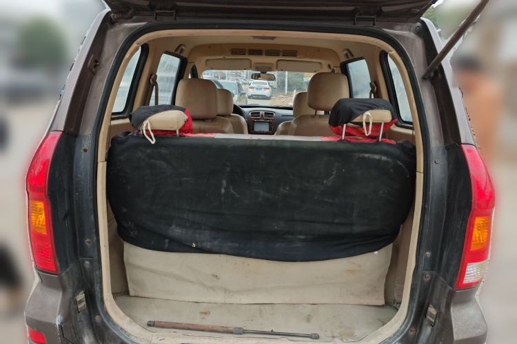 Used Dongfeng Fengon 2013 1.5L Manual Deluxe Model DK15 Trunk