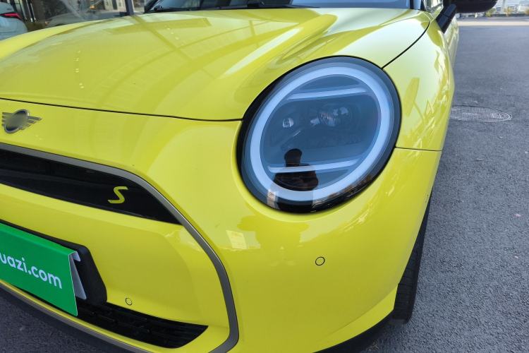 Used MINI Electric MINI COOPER 2024 452km COOPER SE Artist