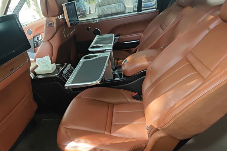 Used Land Rover Range Vogue 2015 3.0 V6 SC Vogue SE Long-Wheelbase Edition
