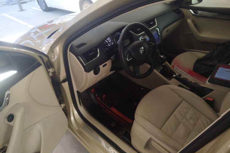 Used Skoda Octavia 2015 1.6L Automatic Yijun Edition