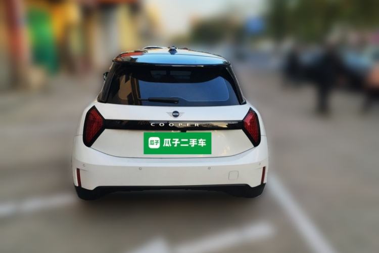 Used MINI Electric MINI COOPER 2024 456km COOPER E Classic Edition