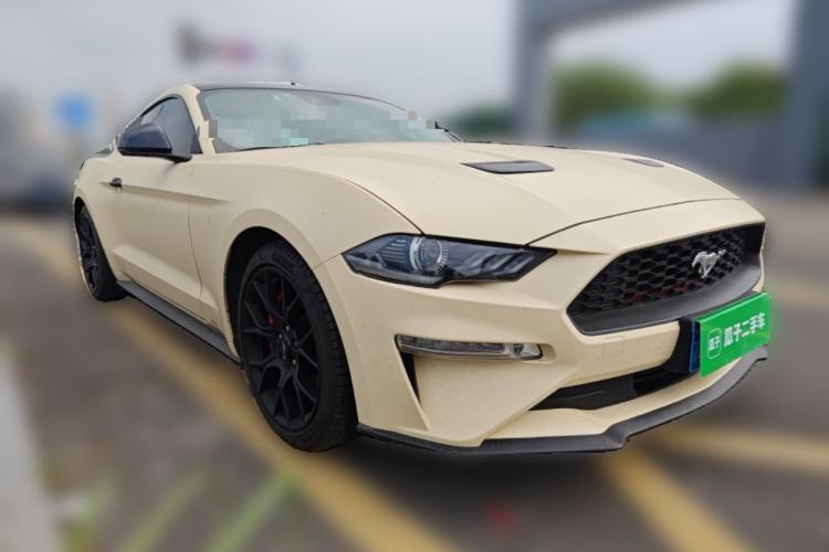 Used Ford Mustang 2019 2.3L EcoBoost Front Right 45 Deg
