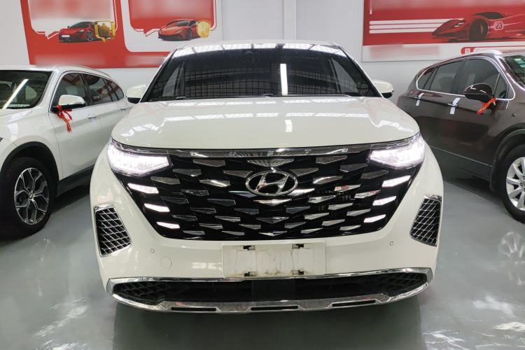 Used Hyundai Custo 2024 270TGDi LUX Prestige Edition Front