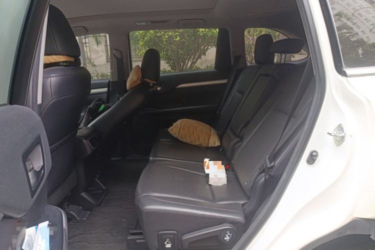 Used Toyota Highlander 2015 2.0T Four-Wheel Drive Luxury Edition 7-Seater