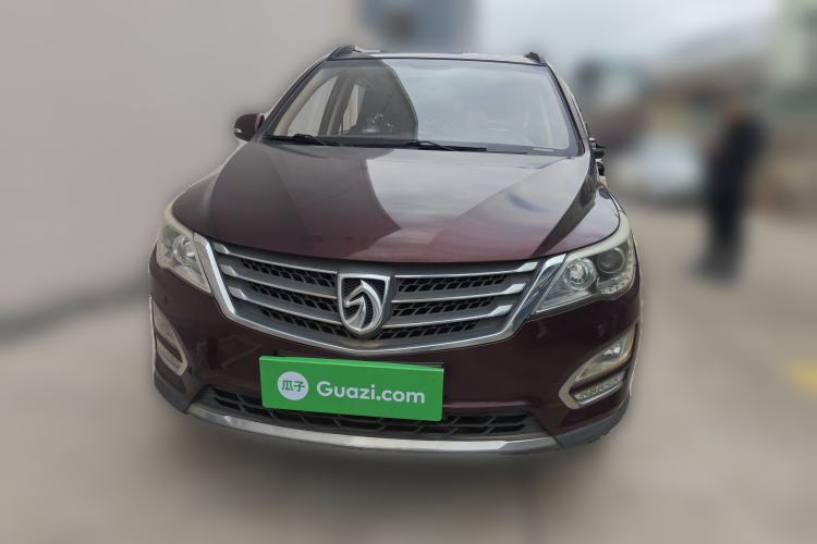 Used Baojun 560 2015 1.8L manual luxury version