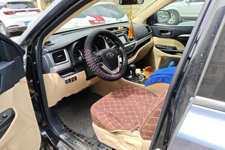 Used Toyota Highlander 2017 2.0T Four-Wheel Drive Elite Edition 7-Seater Driver Seat