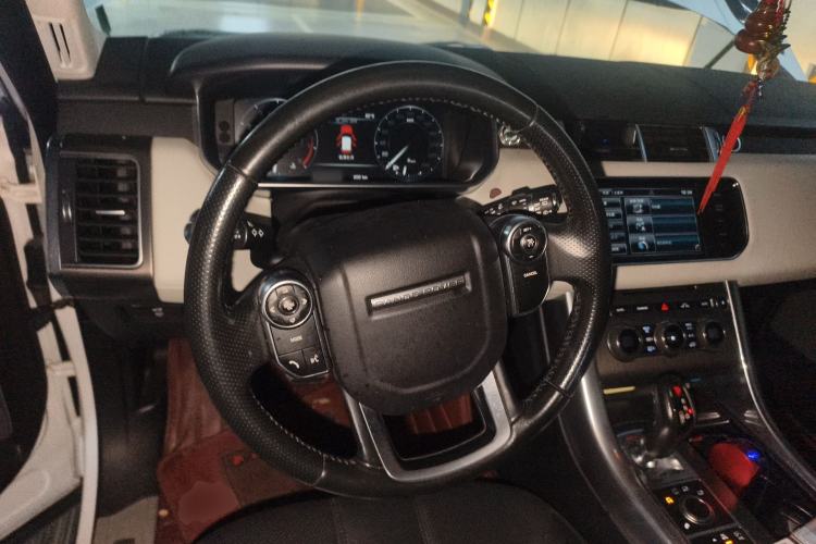 Used Land Rover Range Sport 2014 3.0 SC V6 HSE
