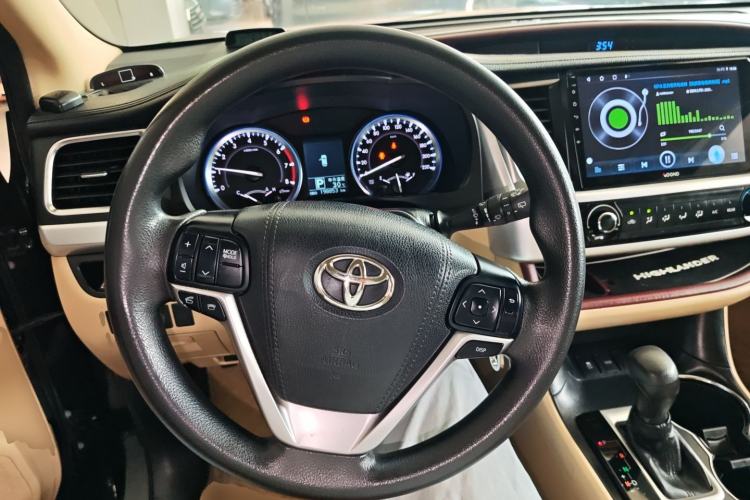 Used Toyota Highlander 2017 2.0T Two-Wheel Drive Elite Edition 5 Seats