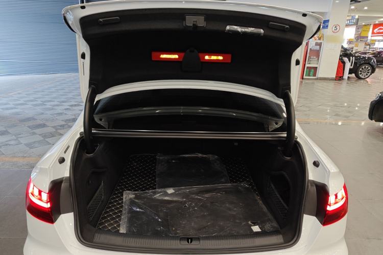 Used Audi A4L 2024 40 TFSI Luxury Dynamic Edition