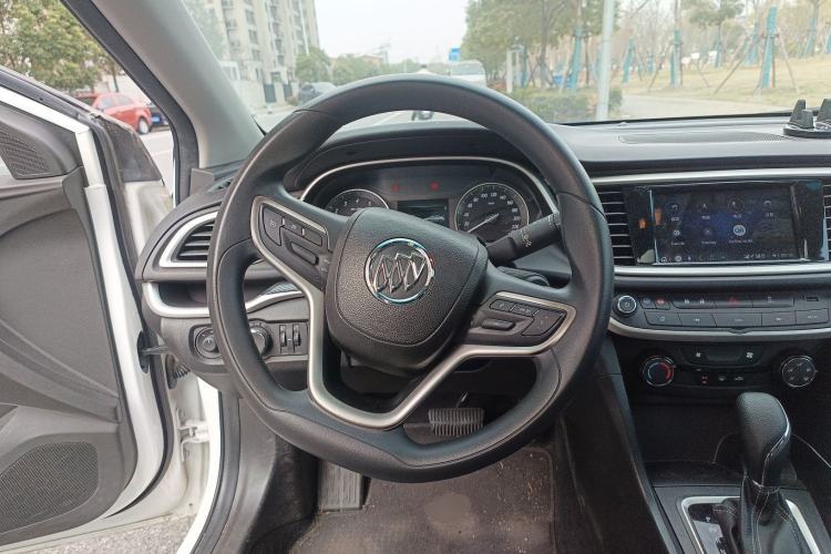 Used Buick GT 2021 Revised Version Flagship 1.5L Automatic Elite Edition Steering Wheel