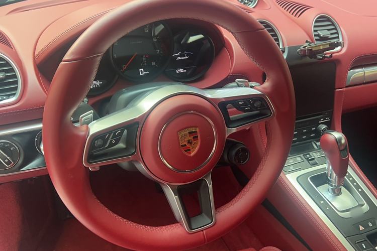 Used Porsche 718 2022 Boxster 2.0T
