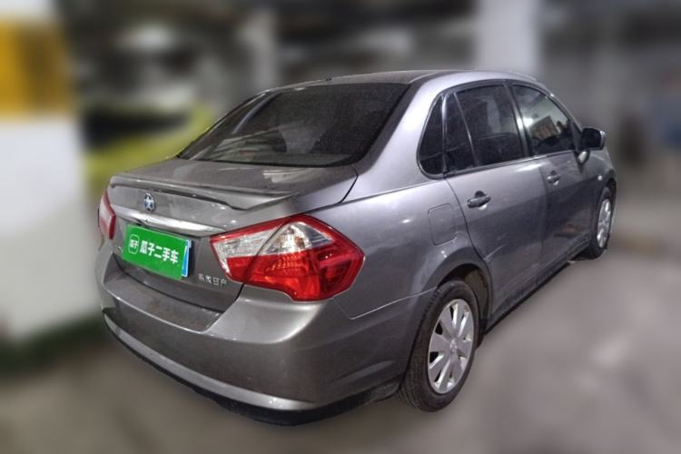 Used Venucia D50 2015 1.6L Automatic Fashion Edition
