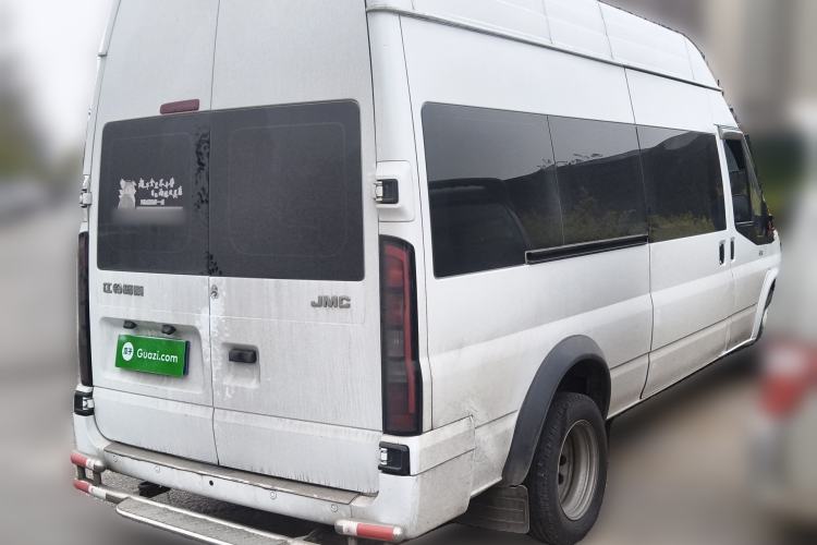 Used JMC Fushun 2023 2.0T Manual Diesel Long-Wheelbase High-Roof Business Van with Dual Rear Tires 6–9 Seats Rear Right 45 Deg