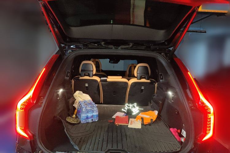 Used Volvo XC90 2018 T6 Zhiyi Edition 7-Seater
