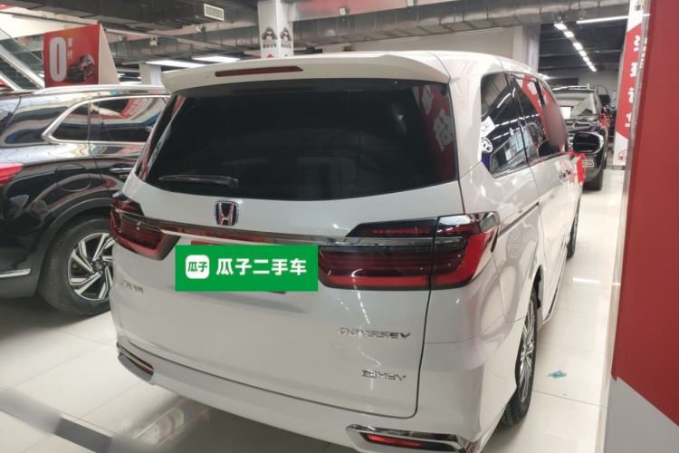 Used Honda Odyssey 2024 2.0L eHEV Sharp & Enjoy Edition Rear Right 45 Deg