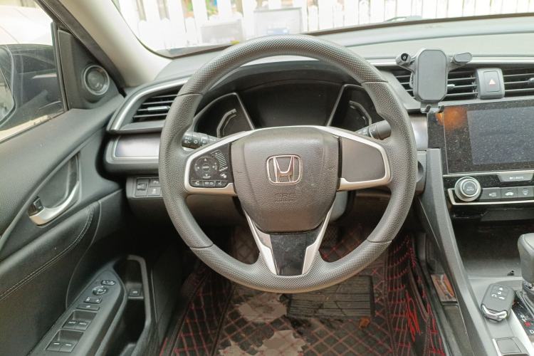 Used Honda Civic 2016 220TURBO CVT Luxury Edition
