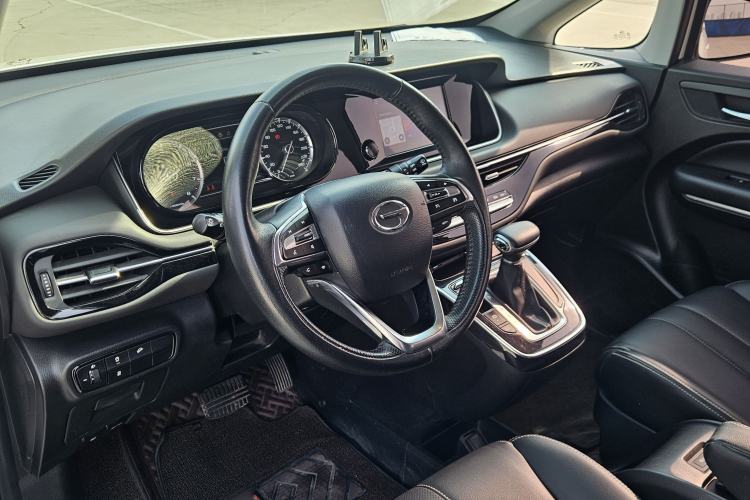 Used GAC Trumpchi M6 2021 270T DCT Luxury Edition (7-seater)