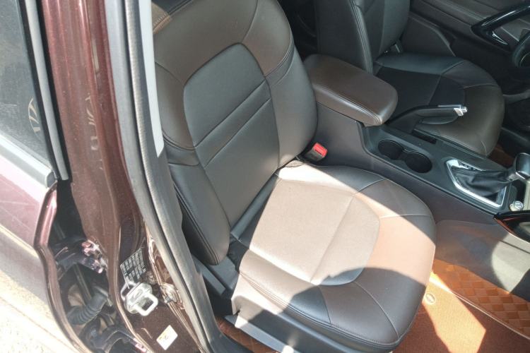 Used GAC Trumpchi GS4 2017 200T G-DCT Two-Wheel Drive Elite Edition
