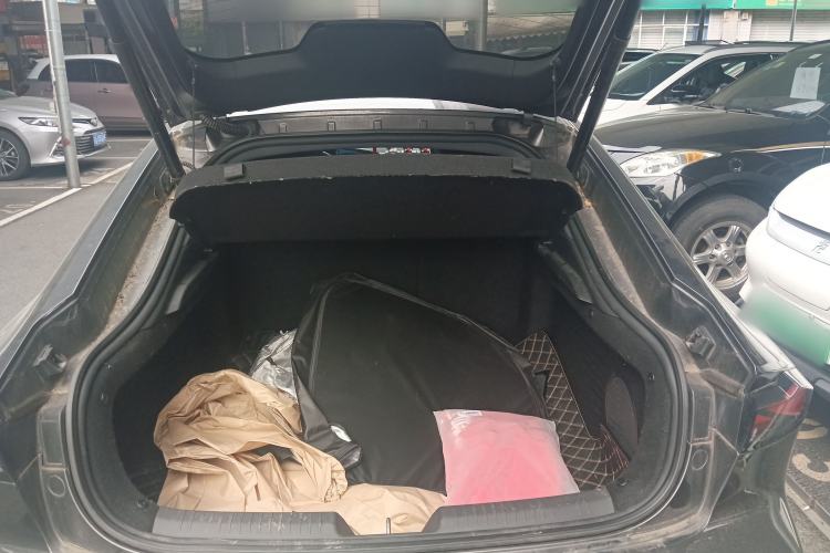 Used CHANGAN UNI-V 2022 1.5T Prestige Version