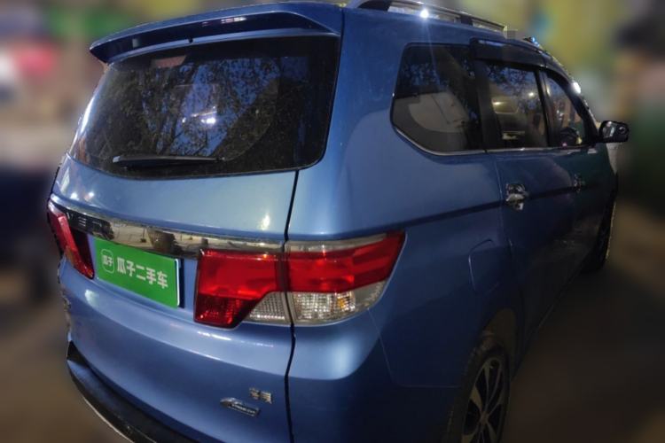 Used Venucia M50V 2017 1.6L XL CVT Luxury Edition
