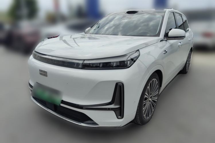 Used Geely Galaxy M9 2025 Model 210km Four-Wheel-Drive Leading Edition