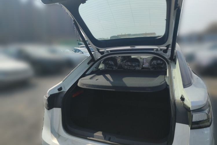 Used Volkswagen ID.7 VIZZION 2024 PRO Model Trunk