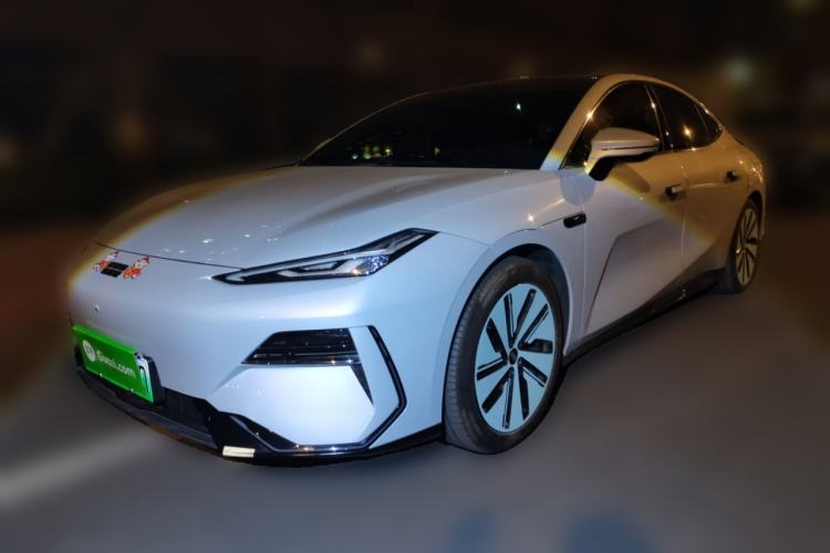 Used Geely Galaxy E8 2024 665 km Range Rear-Drive Starship Long-Range Version