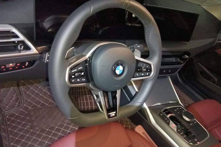 Used BMW 3 Series 2025 325i M Sport Package Steering Wheel