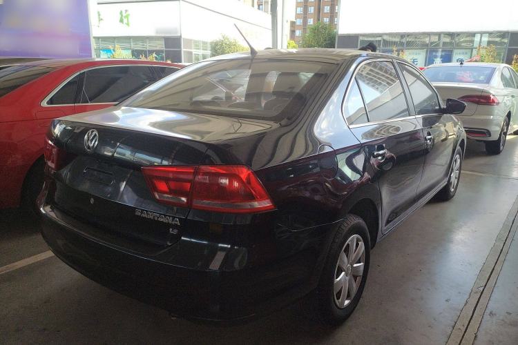 Used Volkswagen Santana 2015 1.6L Manual Fashion Edition Exterior 3