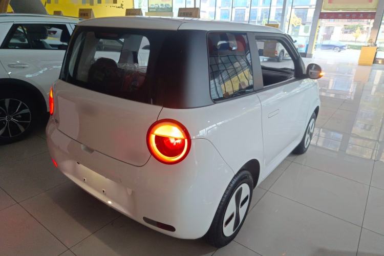 Used CHANGAN NEVO Lumin 2026 Model Treasure Edition 205km Passionate Beige Ningde Rear Right 45 Deg