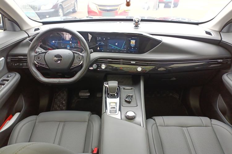 Used Dongfeng Aeolus Huge 2022 Mach Dual-Motor 1.5T MHD Dare-to-Dream Edition