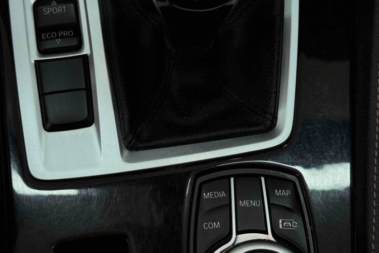 Used BMW 1 Series 2021 120i M Sport Night Edition Interior 7