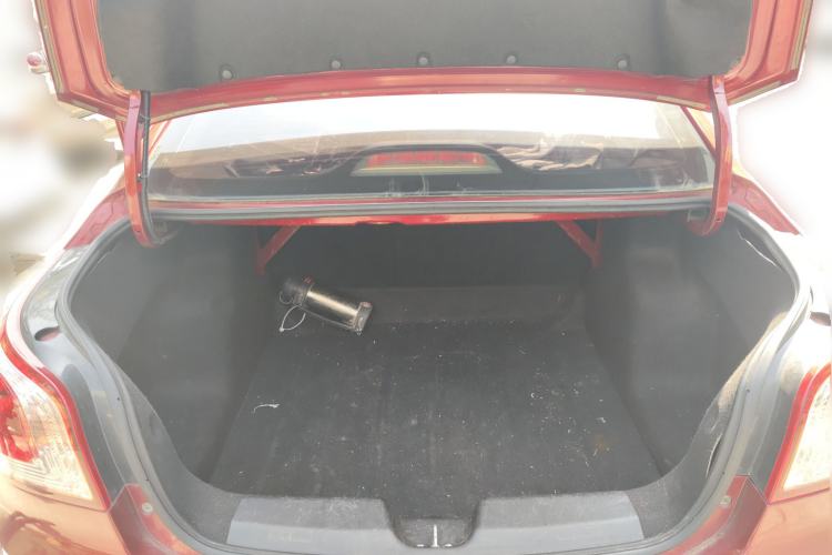 Used Baojun 630 2013 1.5L manual Elite version
