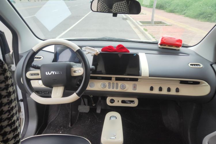 Used CHANGAN NEVO Lumin 2023 205km Xiangqin Version
