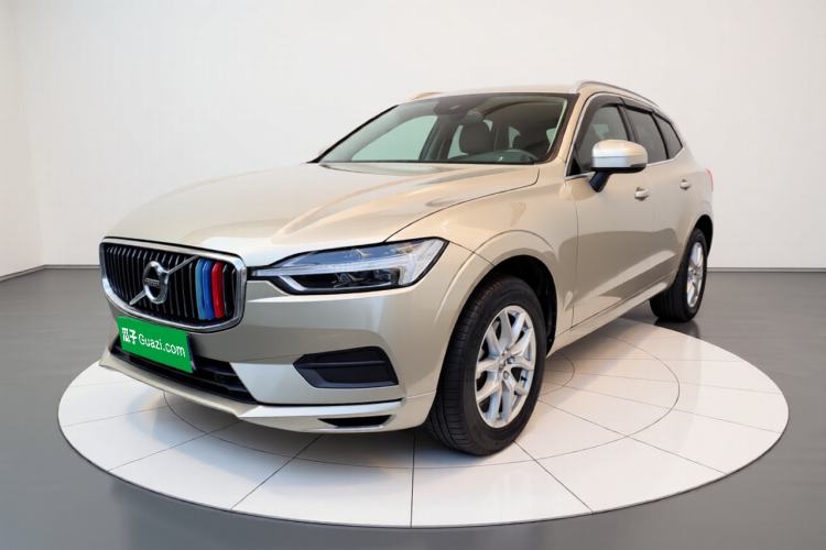 Used Volvo XC60 2019 T5 4x4 Smart Edition China V Standard