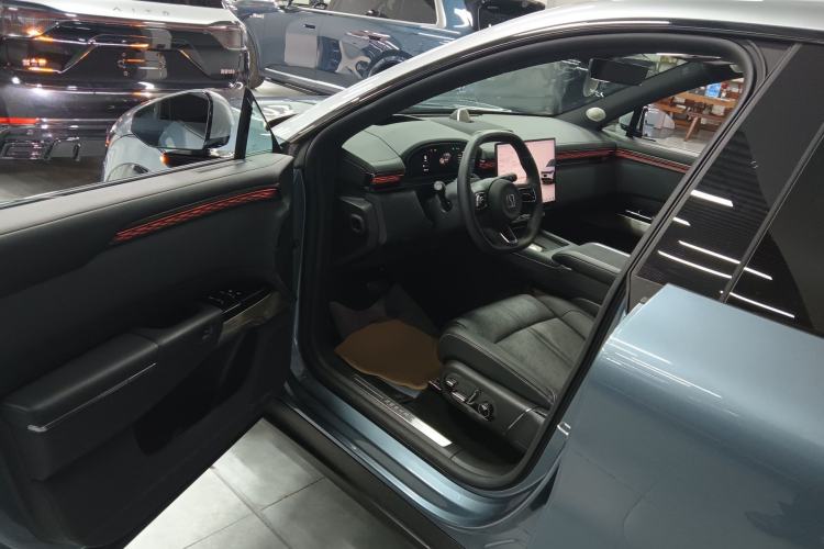 Used Zeekr 7X 2025 100 kWh Long-Range Rear-Wheel Drive with Intelligent Driving Features Driver Seat