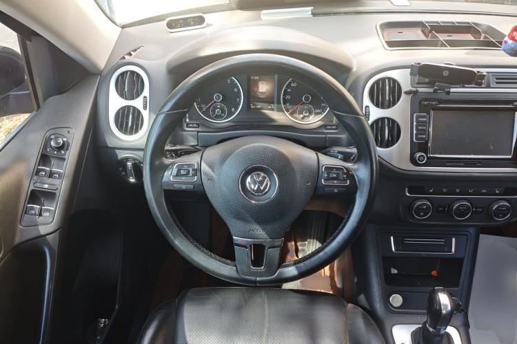 Used Volkswagen Tiguan 2015 1.8TSI Automatic Two-Wheel Drive Luxury Model
