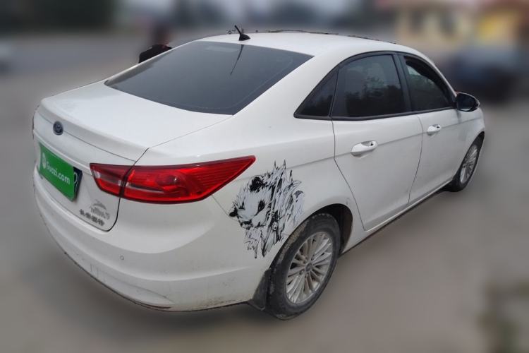 Used Ford Escort 2015 1.5L Manual Comfort Model
