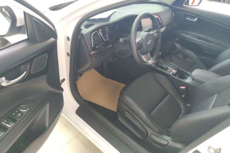 Used Kia K4 2014 1.8L Automatic GLS
