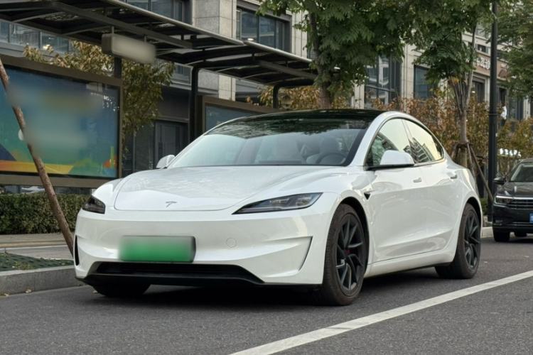 Used Tesla Model 3 2024 High-Performance All-Wheel-Drive Version