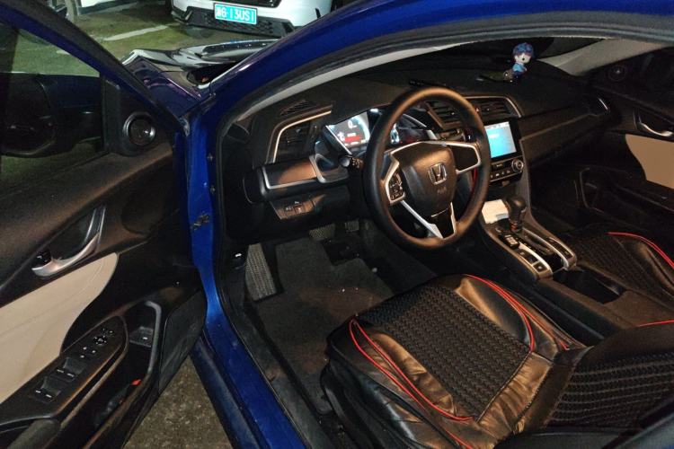 Used Honda Civic 2016 220TURBO CVT Luxury Edition
