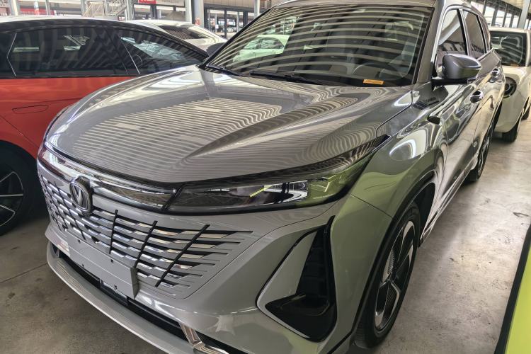 Used Changan CS75 PLUS iDD 2023 ZhiDian iDD Smart Leading Model