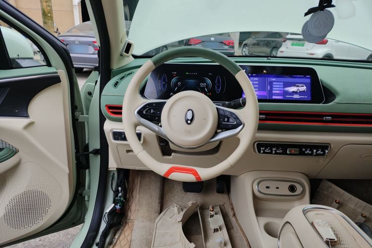 Used ORA Good Cat 2023 401 km Standard Range Prestige Version Lithium Iron Phosphate