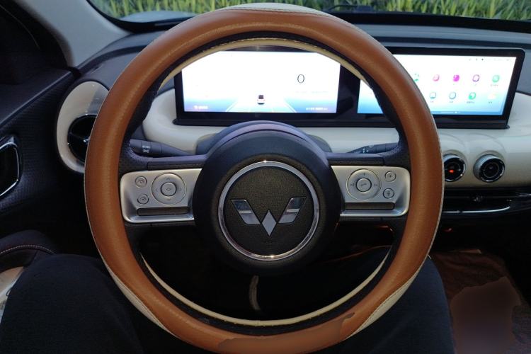 Used Wuling Bingo 2023 410 km Lingxi Deluxe Edition
