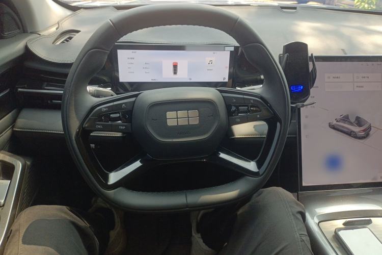 Used Geely Galaxy L6 2024 125km PLUS Dragon Edition
