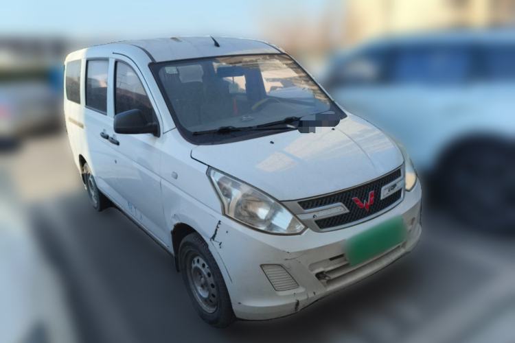 Used Wuling Rongguang V 2015 1.2L Base Version Front Right 45 Deg