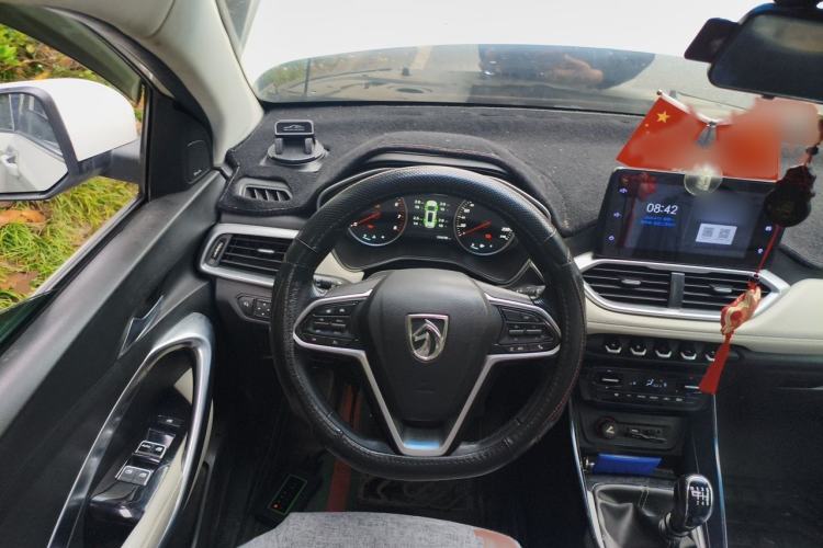 Used Baojun 530 2018 1.5T Manual Prestige Version China V Steering Wheel