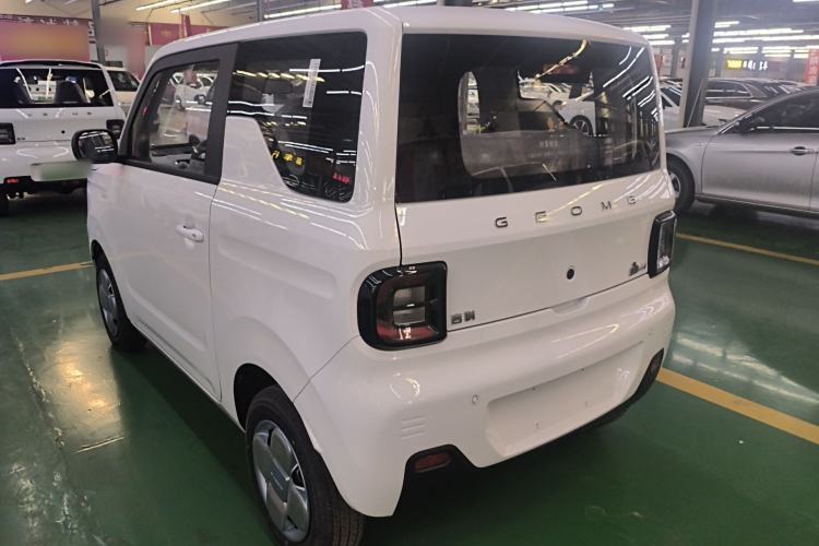 Used Geely Galaxy Panda 2024 Panda Mini 200km Endurance Bear
