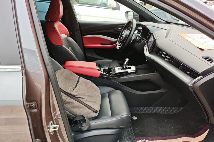 Used MG 5 2021 300TGI DCT Elegant Luxury Edition
